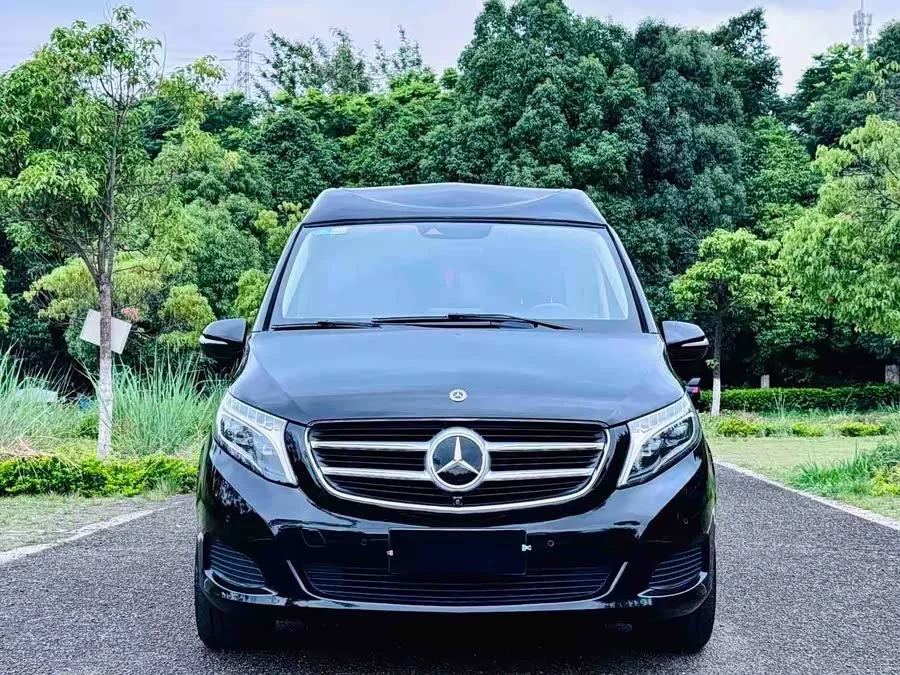 Mercedes Benz Class V