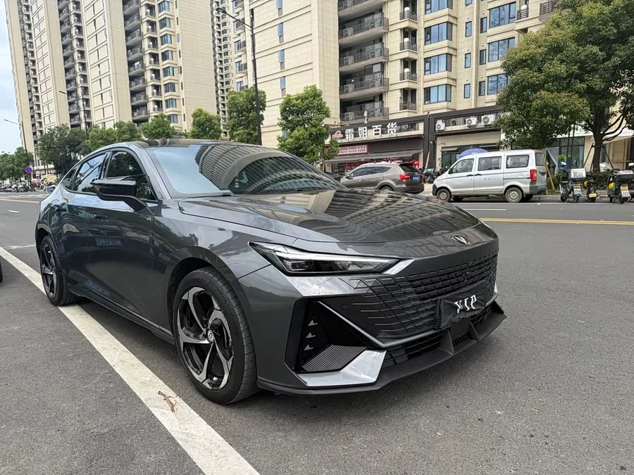 Changan UNI-V