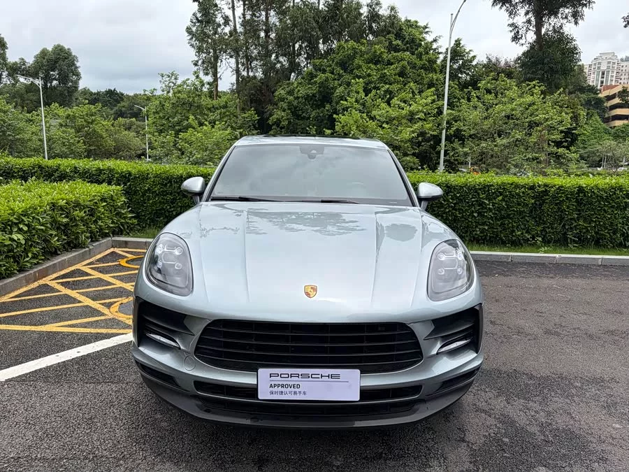 Porsche Macan