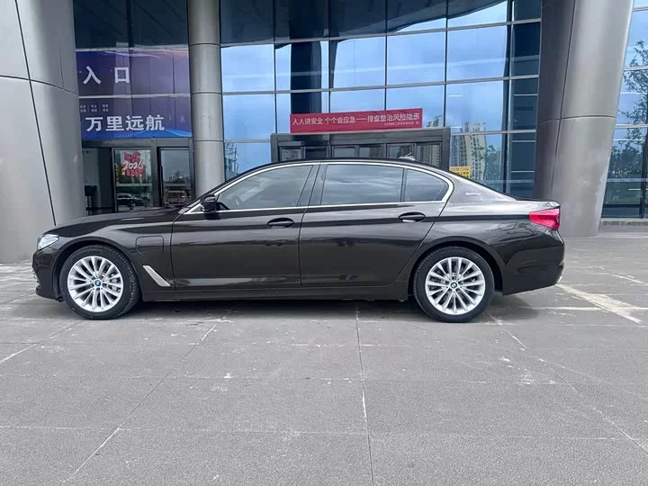 BMW 5 Series New Energy
