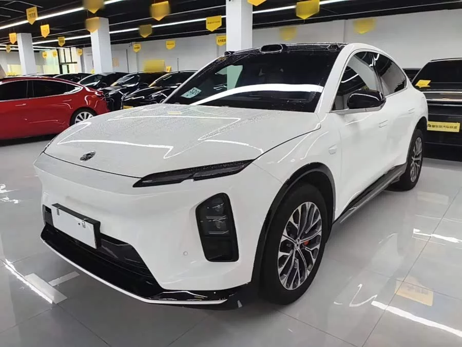 NIO EC6