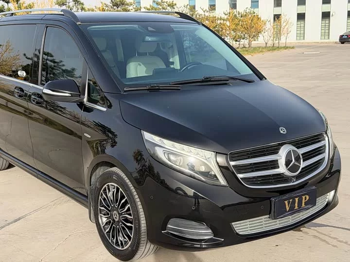 Mercedes-Benz Class V