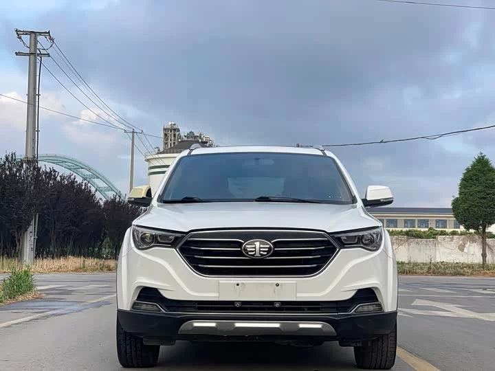 FAW Besturn X40