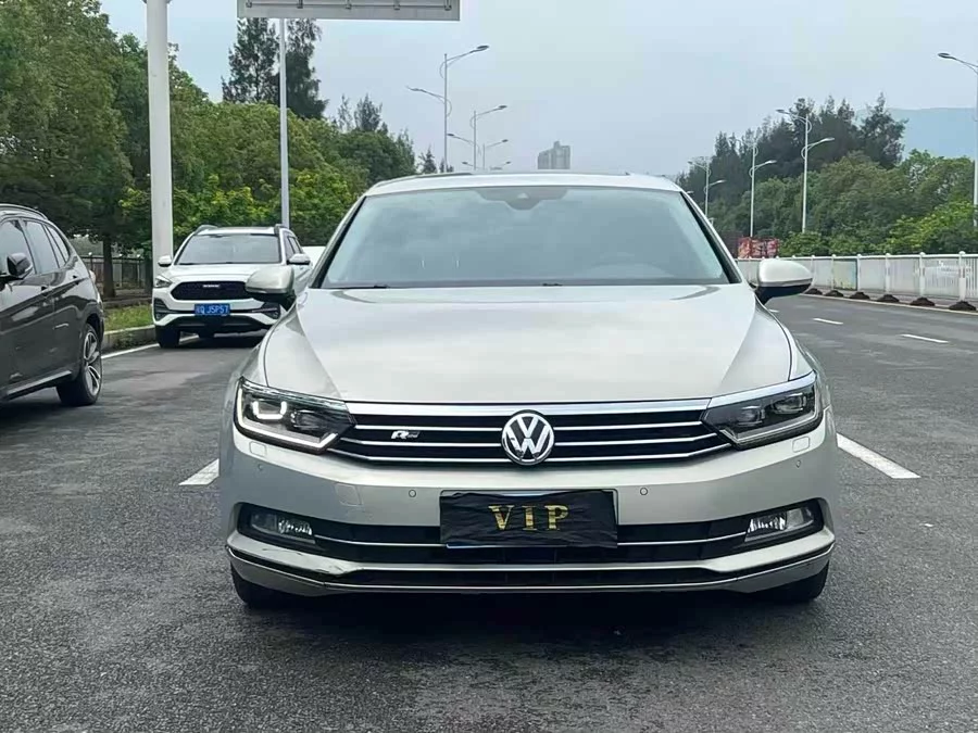 Volkswagen Magotan