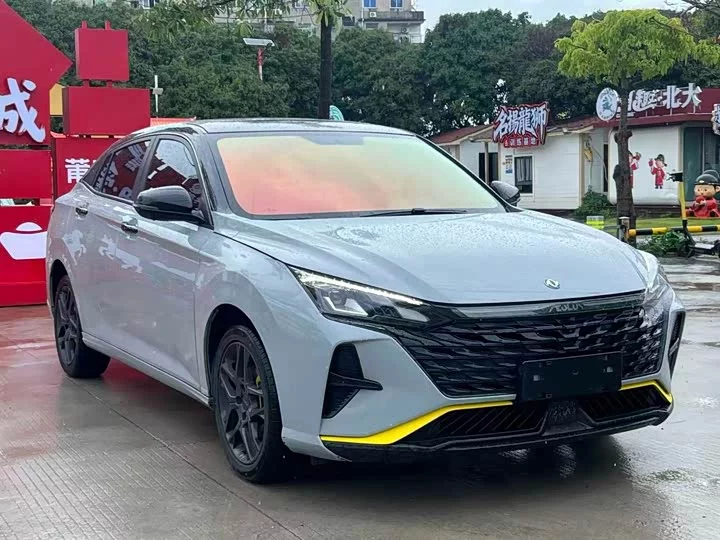 Dongfeng Yixuan