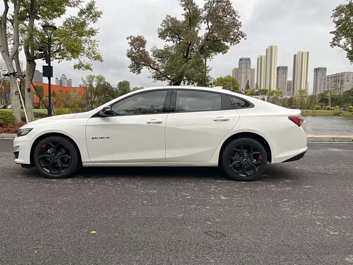 chevrolet Malibu XL