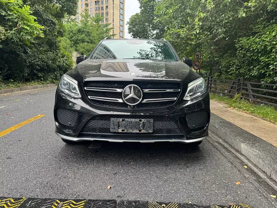 Mercedes Benz GLE (Imported)