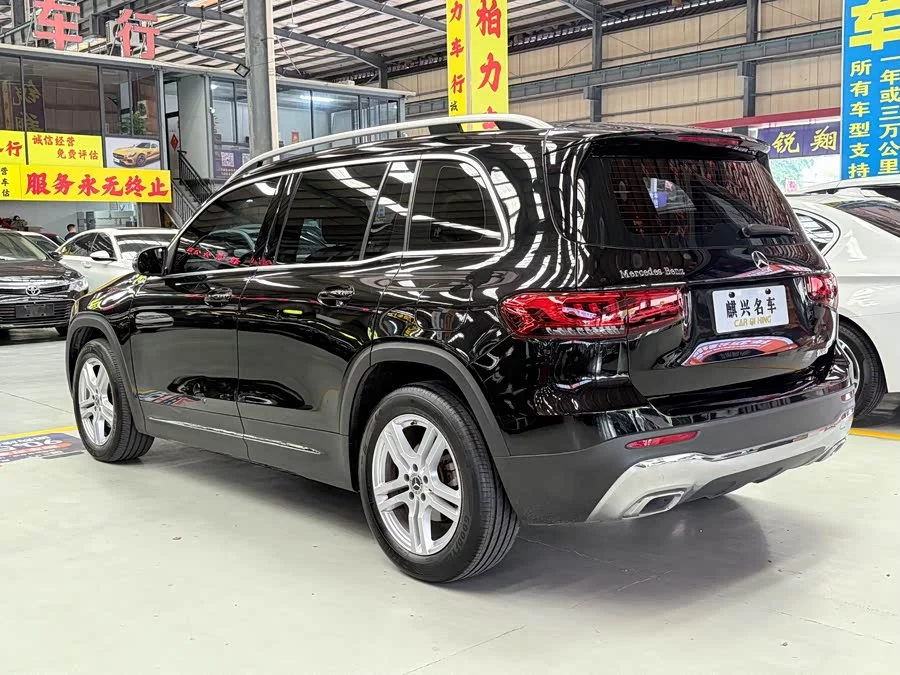 Mercedes Benz GLB