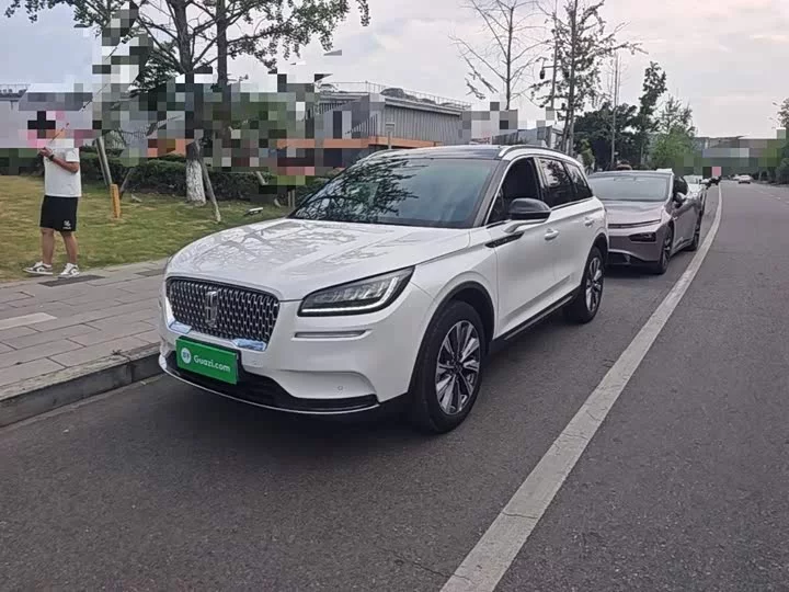 Lincoln adventurer