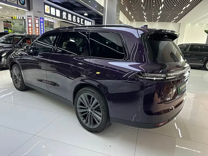 Leapmotor C16