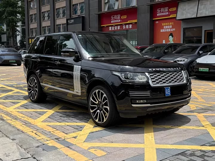 Land Rover range rover