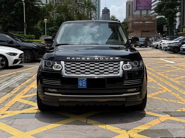 Land Rover range rover