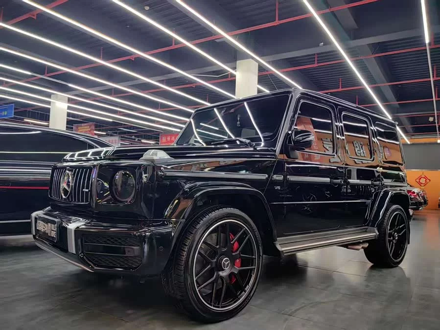 Mercedes Benz G-rated
