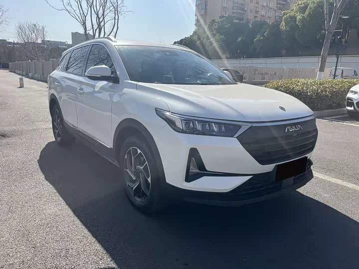 Dongfeng AX7