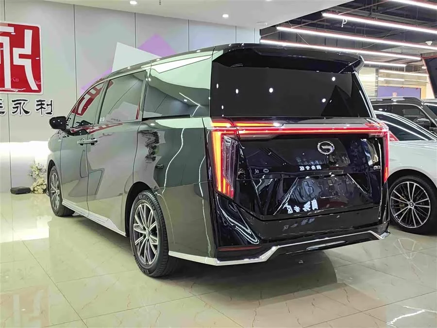 GAC Trumpchi M8