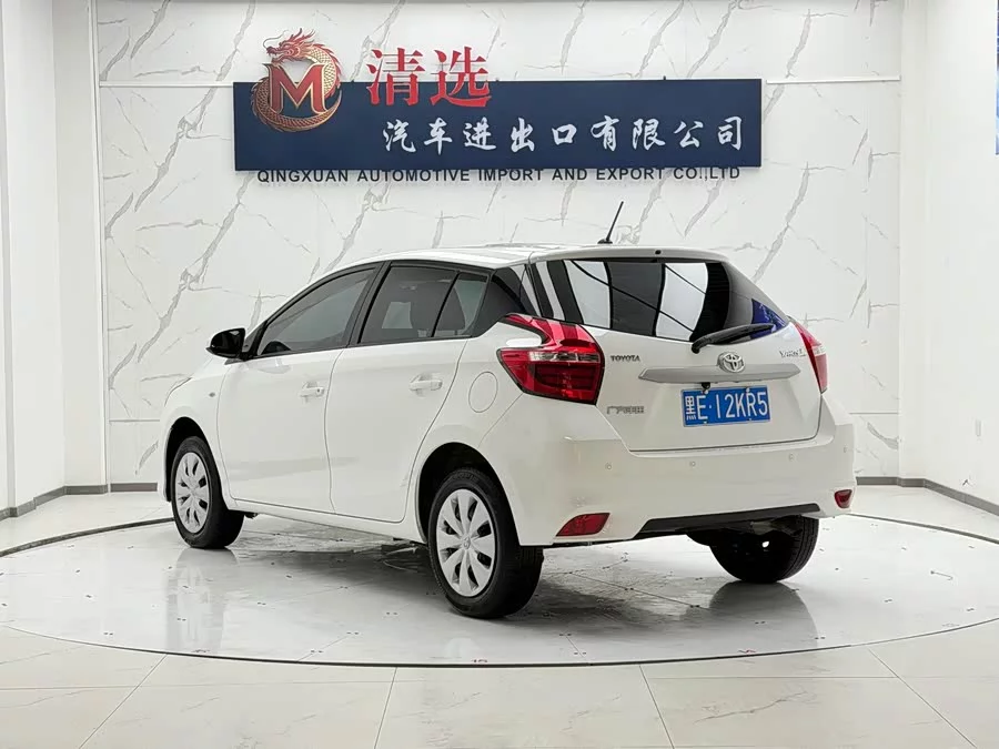 Toyota YARiS L