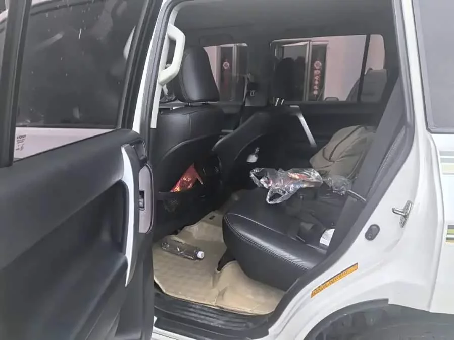 Toyota Prado