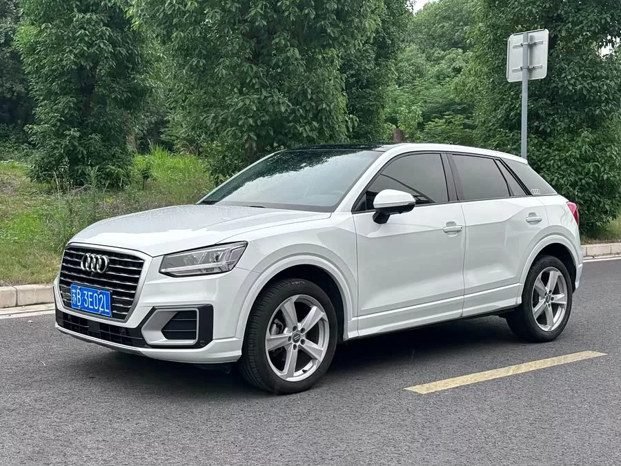 Audi Q2L