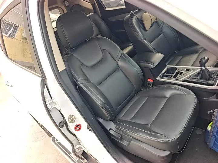 Geely Vision X6