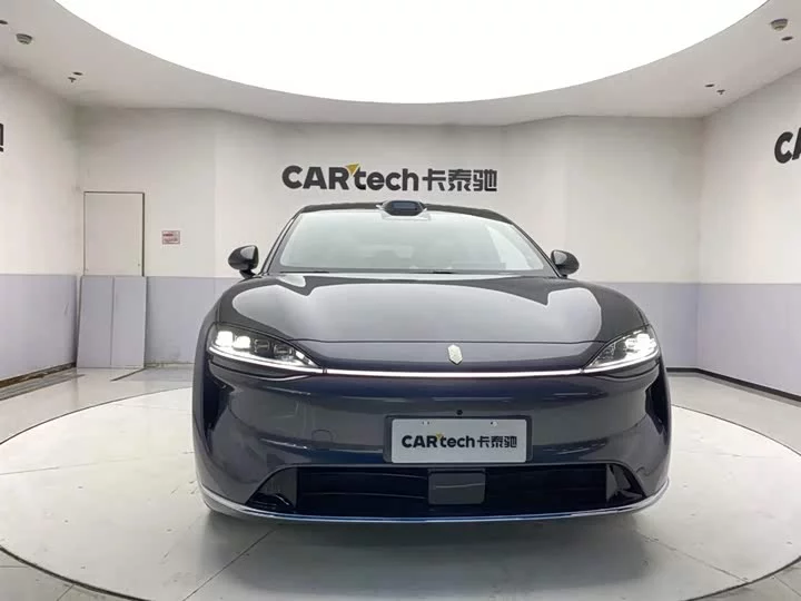 Luxeed R7
