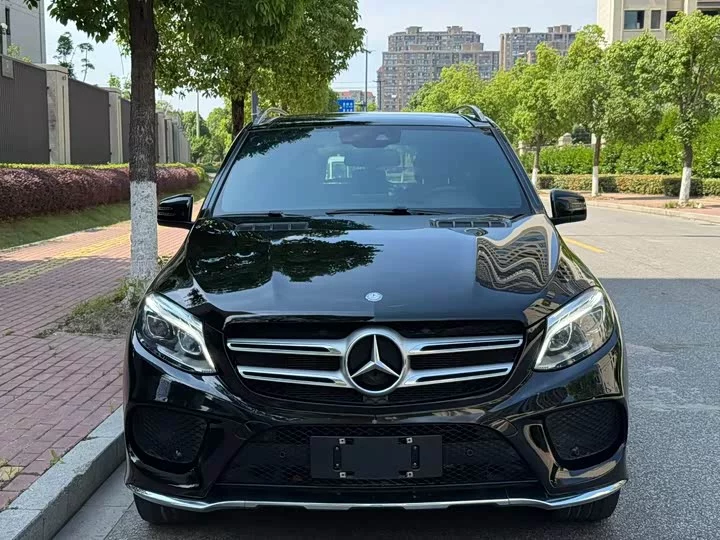 Mercedes-Benz GLE (Imported)