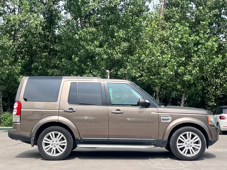 Land Rover finds