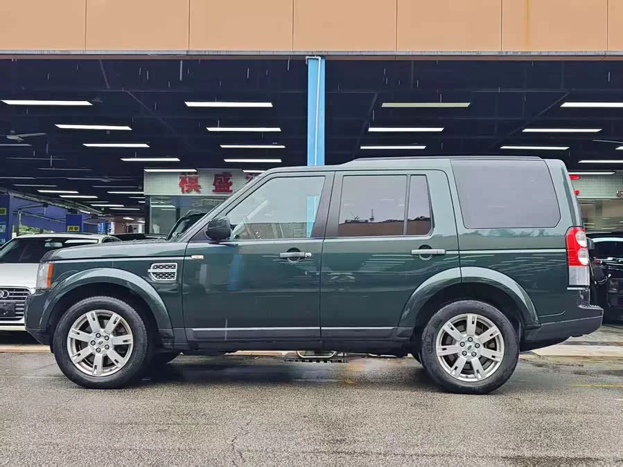 Land Rover finds