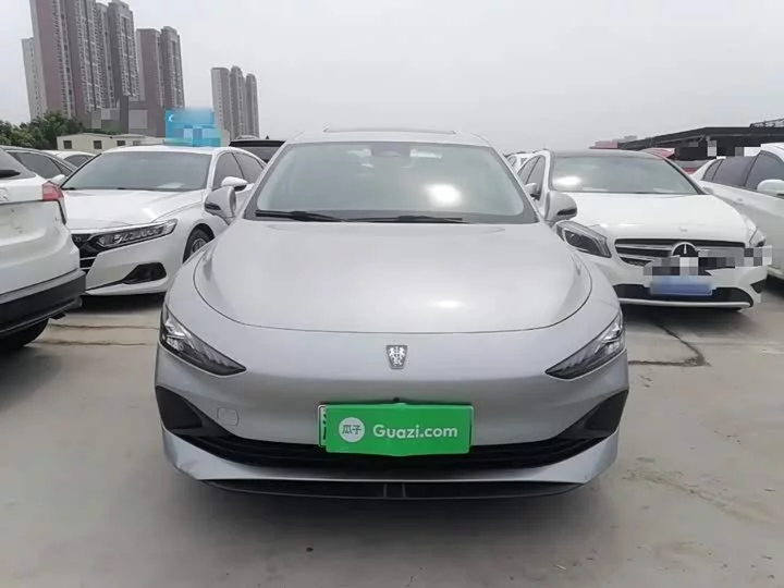 Roewe D7