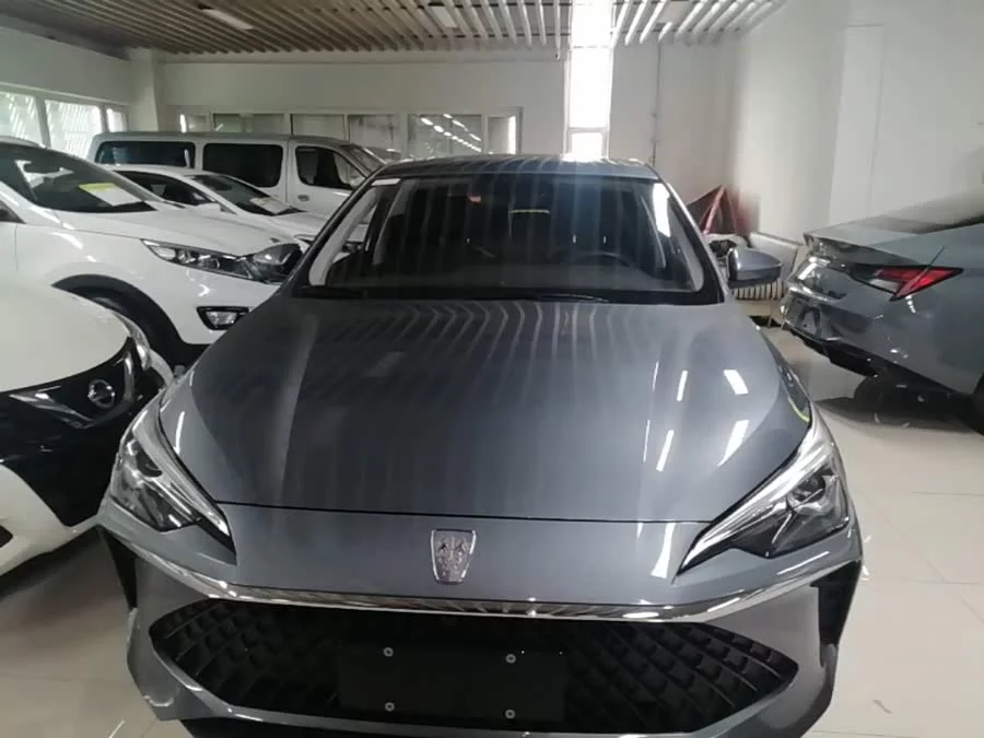 Roewe i5