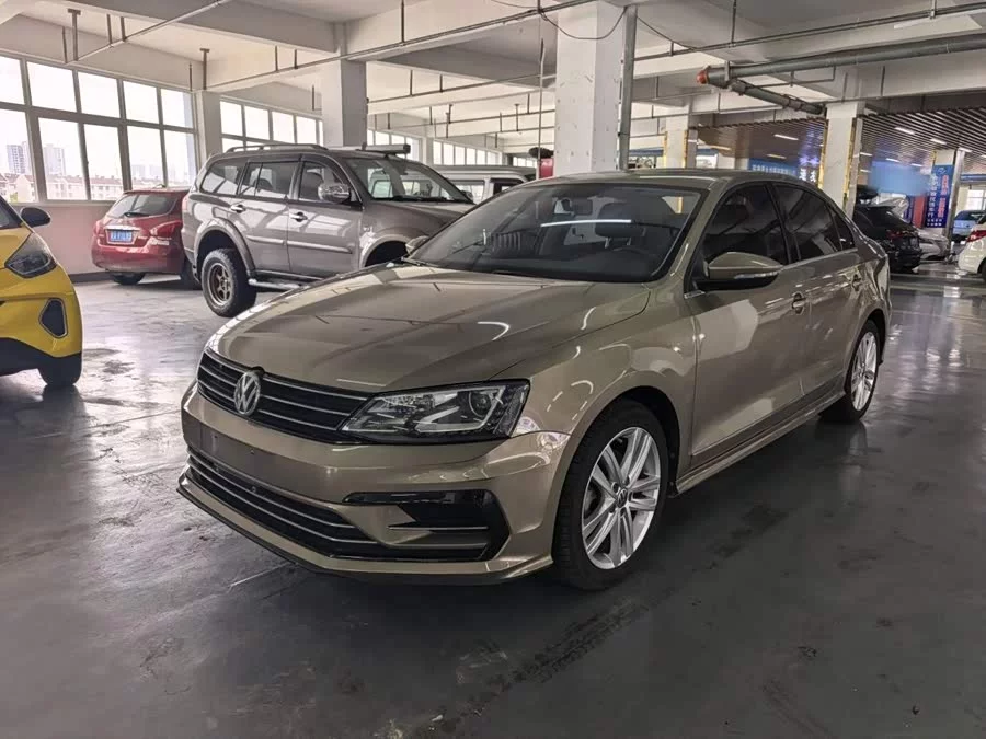 Volkswagen Sagitar