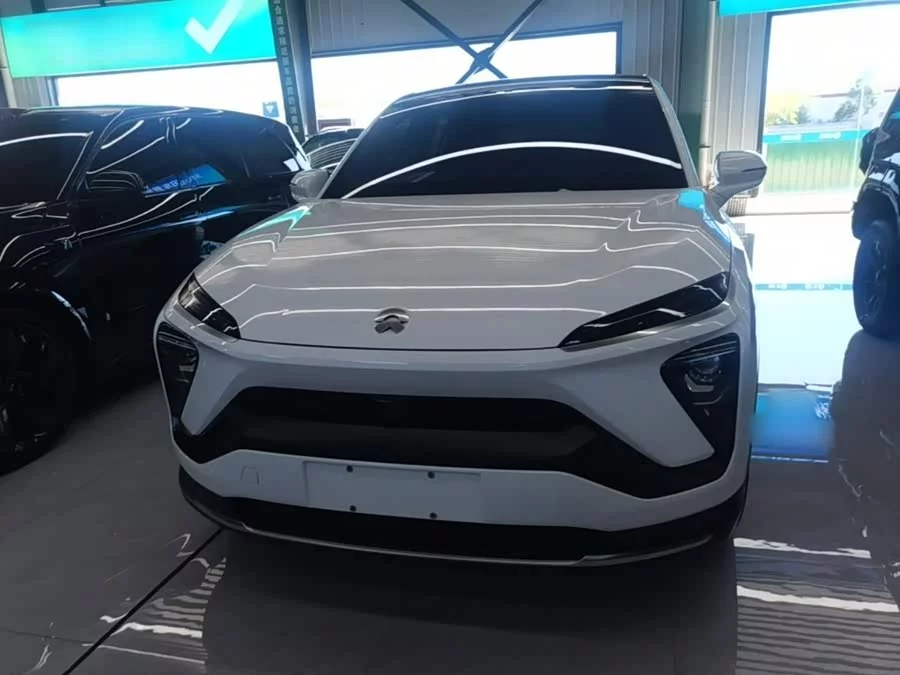 NIO EC6
