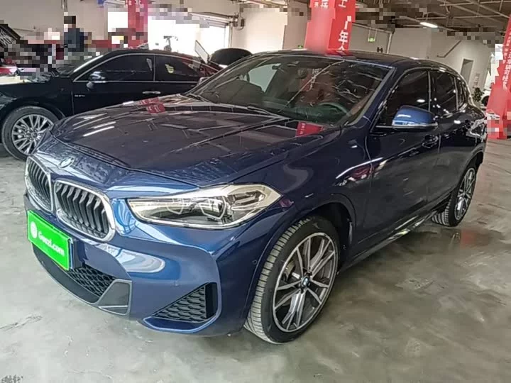 BMW X2