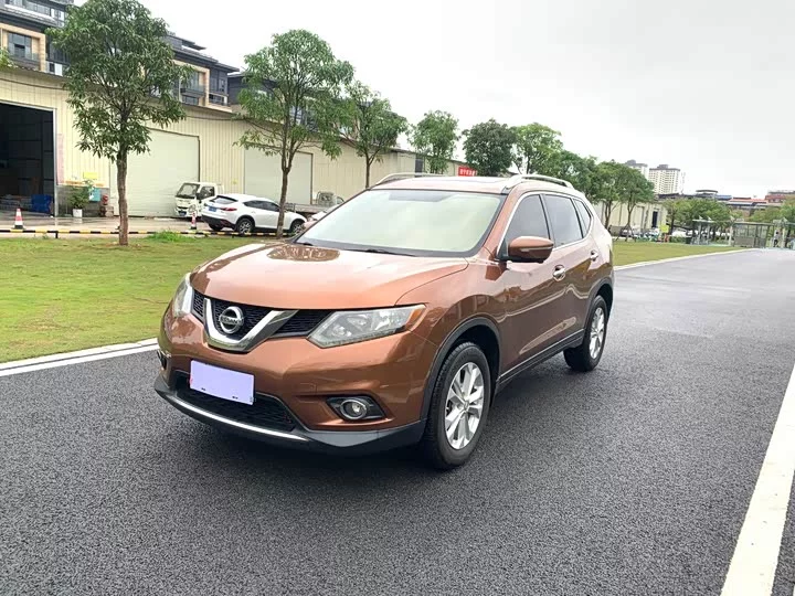 Nissan Qijun