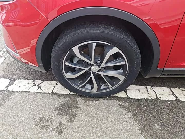 Geely Emgrand GS
