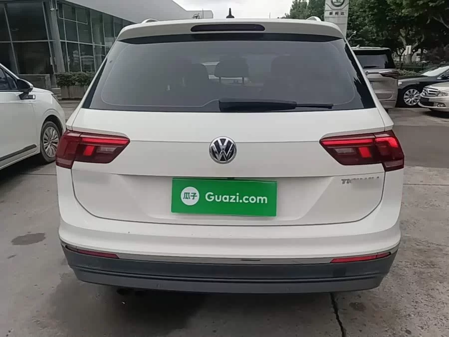 Volkswagen Tiguan L
