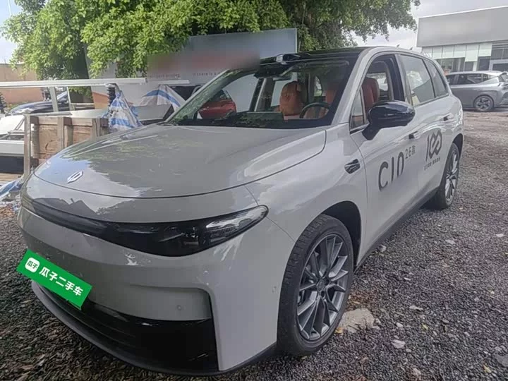Leapmotor Zero running C10