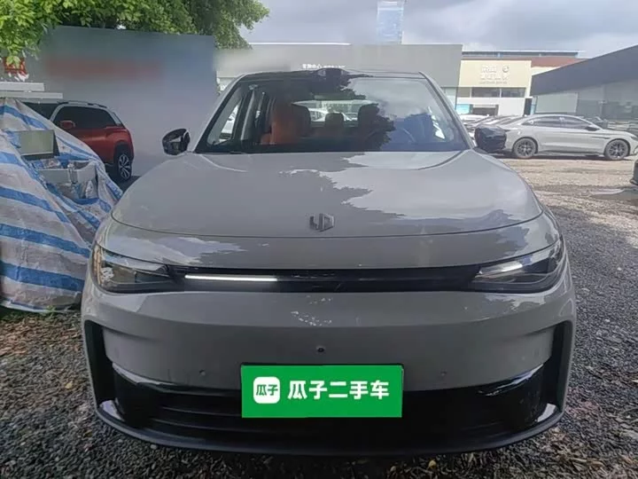 Leapmotor Zero running C10