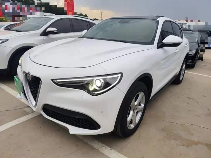 alfa romeo Stelvio