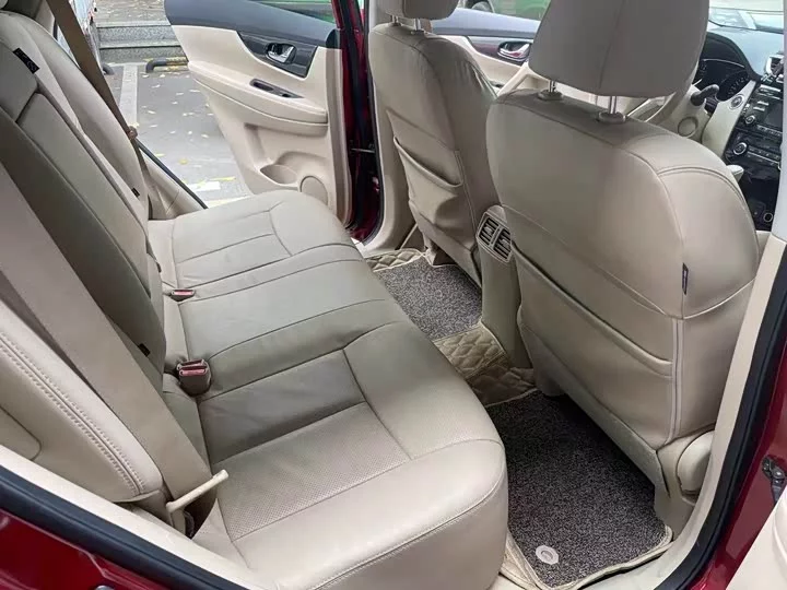 Nissan Qijun