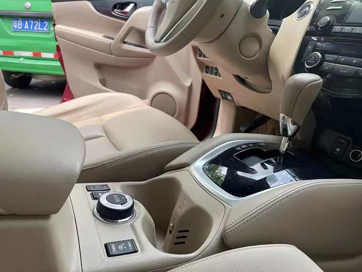 Nissan Qijun