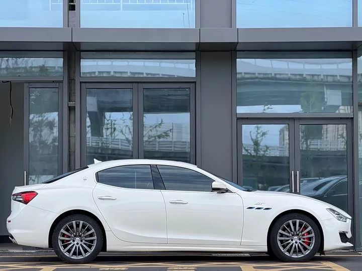 Maserati Ghibli