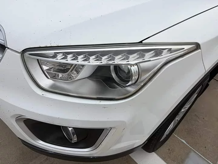 FAW Besturn X80