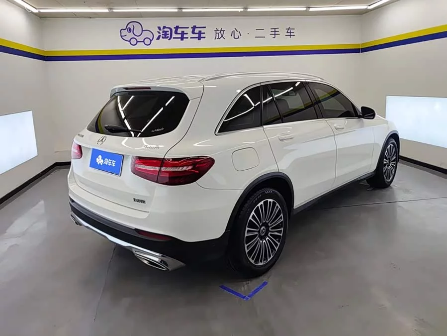 Mercedes Benz GLC