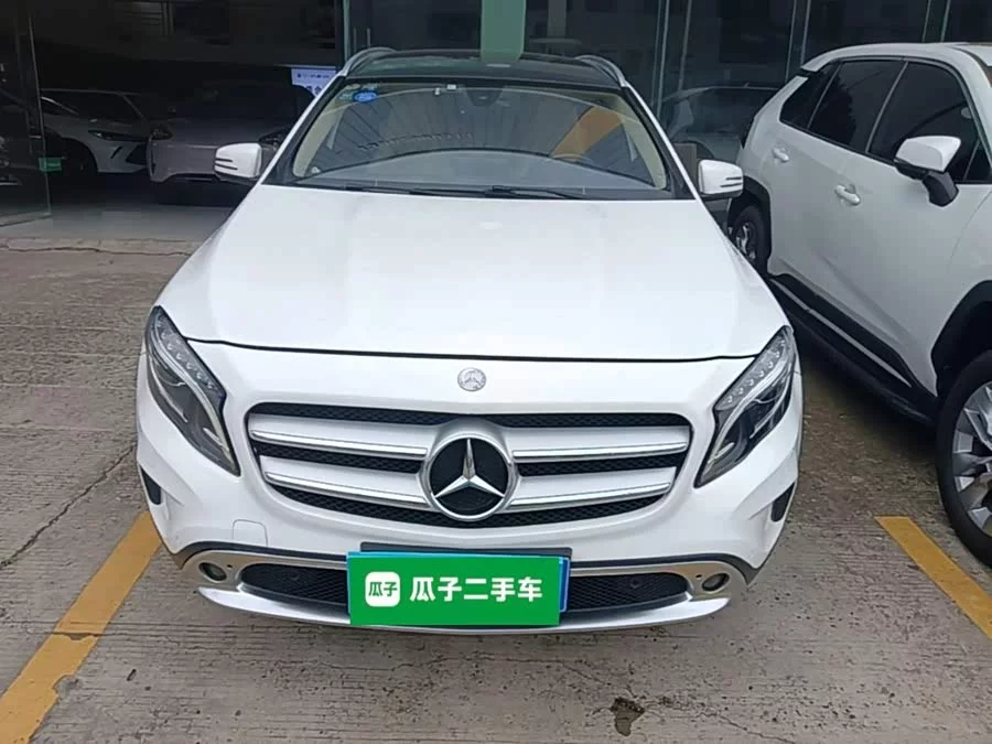 Mercedes Benz GLA