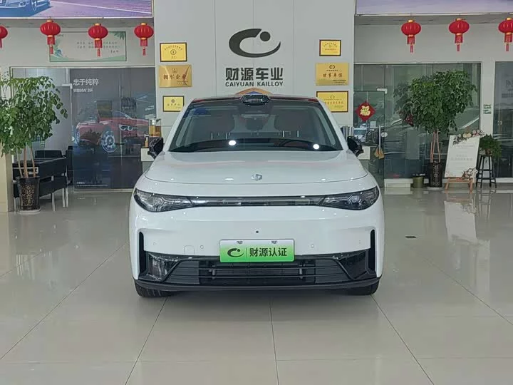 Leapmotor Zero running C10