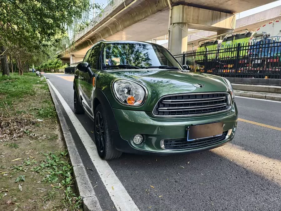 MINI COUNTRYMAN