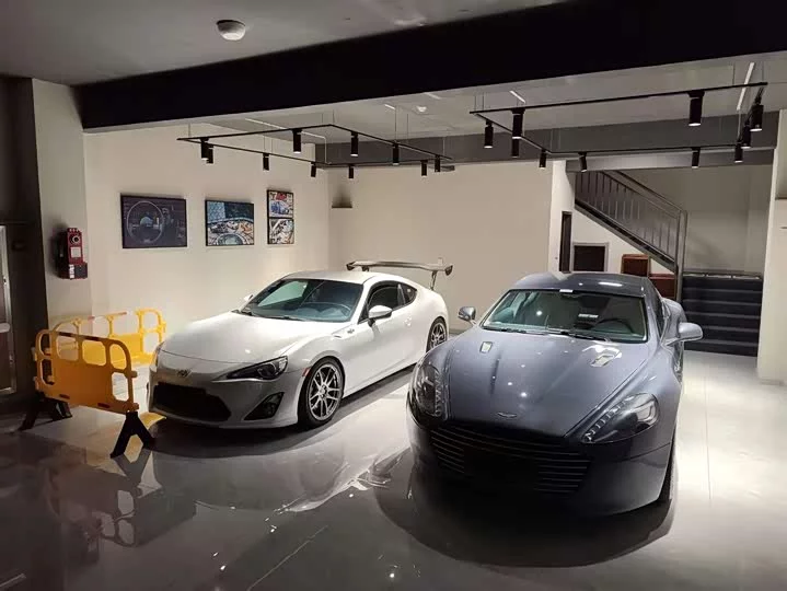 Aston Martin Rapide
