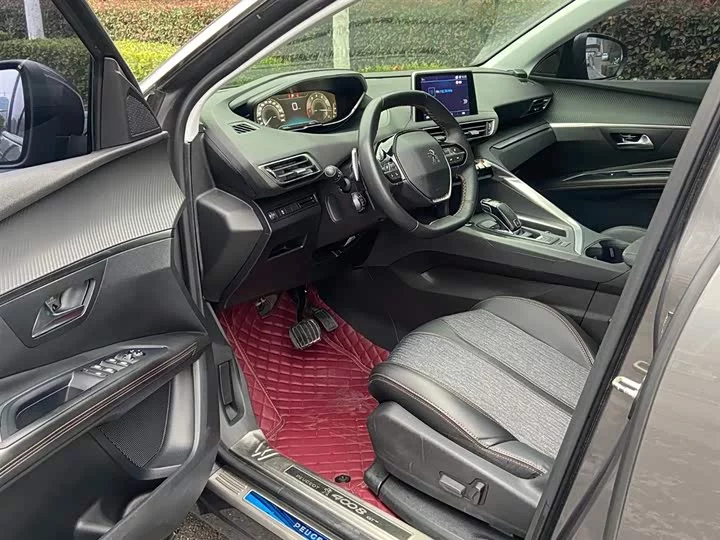 Peugeot 4008