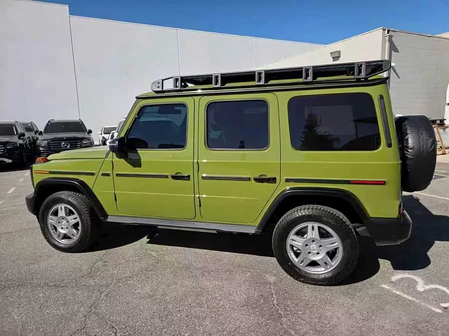 Mercedes Benz G-rated