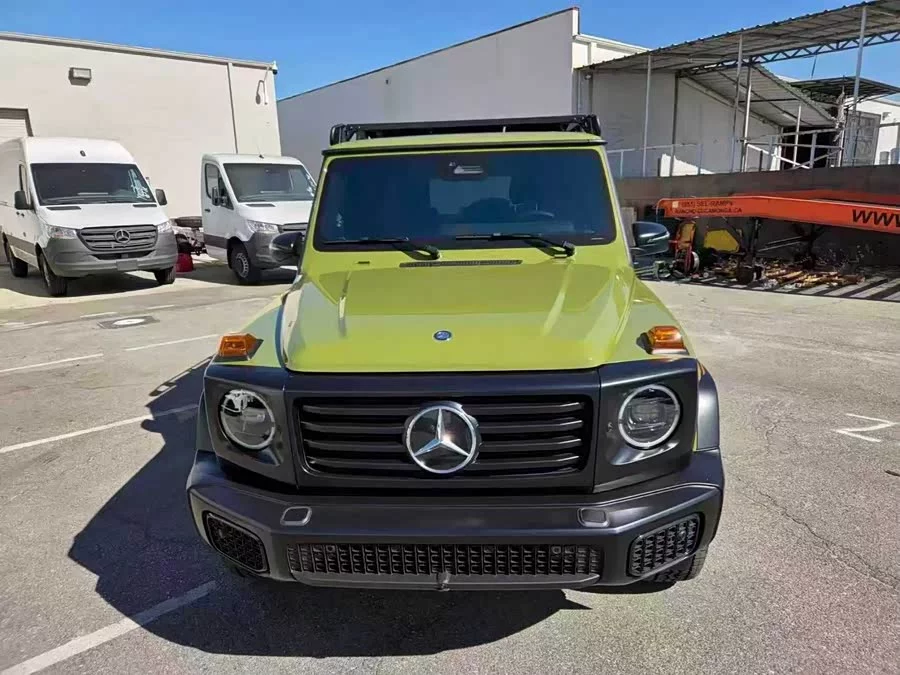 Mercedes Benz G-rated